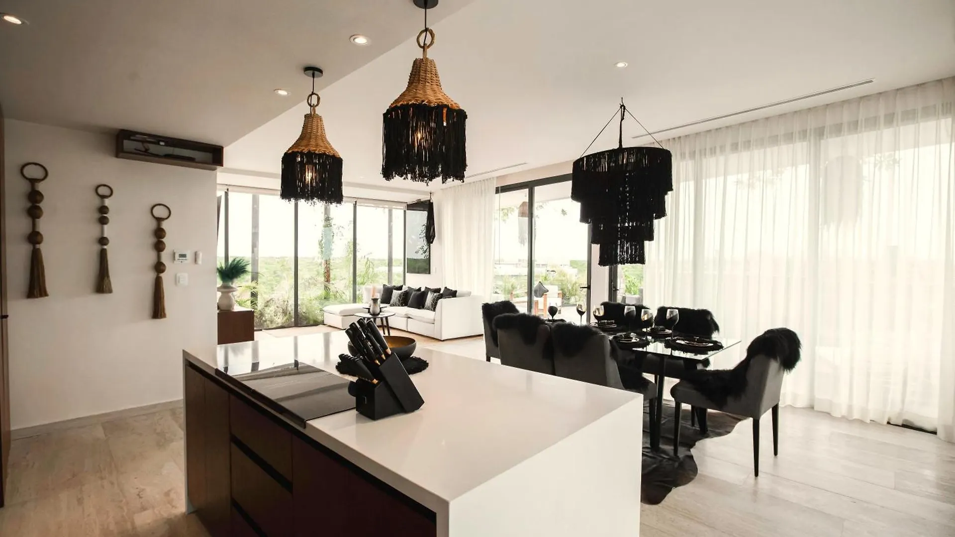 Luxury 2Br Ph Pools, Coworking & Close To Beach トゥルム 0*,  メキシコ